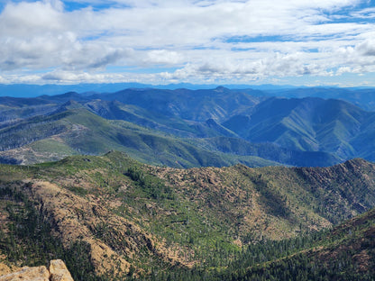 11x17 Kalmiopsis Rim Trail from Onion Camp to Pearsoll Peak, Geo-Referenced PDF